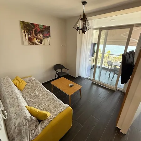 Sea View Apartamento *